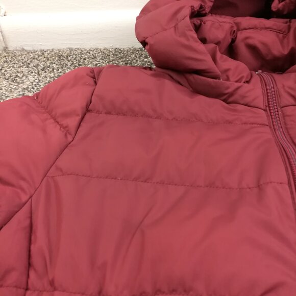 Uniqlo Coat Jacket Down Puffer Quilted Full Zip Burgundy Red Womens Small *Flaw - Picture 3 of 12